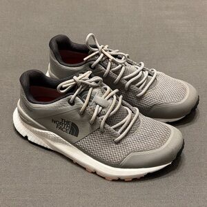 The North Face sneakers women’s 7